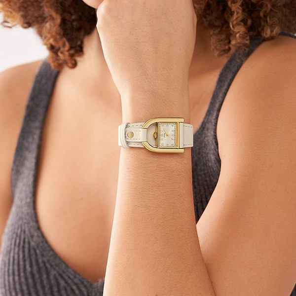FOSSIL Default 4