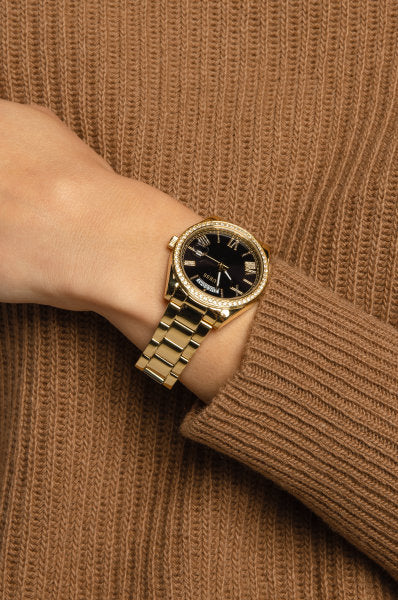 GUESS black 5