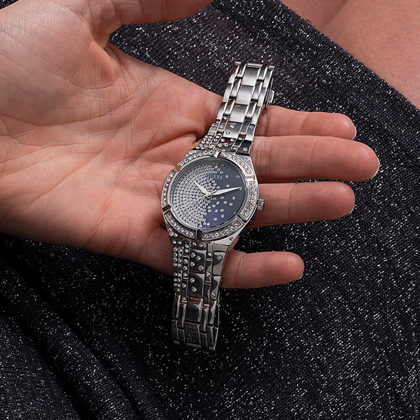 GUESS Default 5