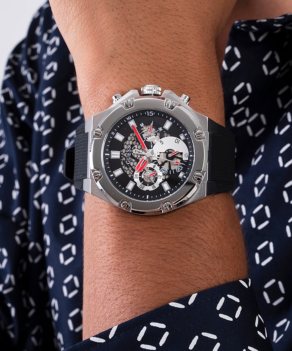 GUESS Default 4