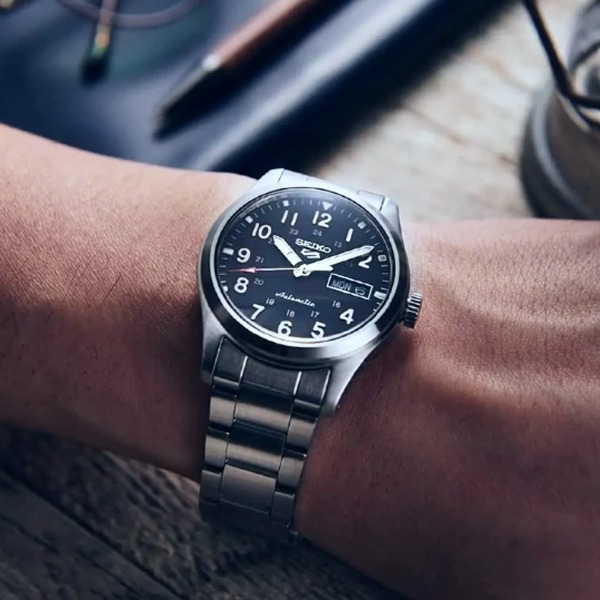 SEIKO 5 Mod. SPORTS AUTOMATIC DAY & DATE - BLUE-2